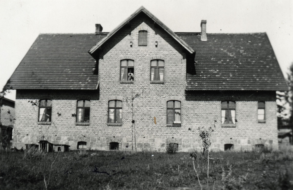 German Brick House - frame 2