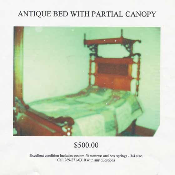 antique-bed.jpg